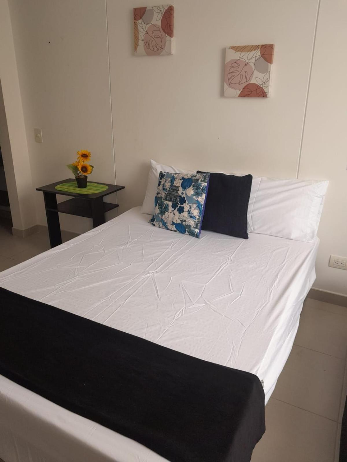 Apartamento En El Rodadero Con Piscina Y Jacuzzi Santa Marta (Magdalena)
