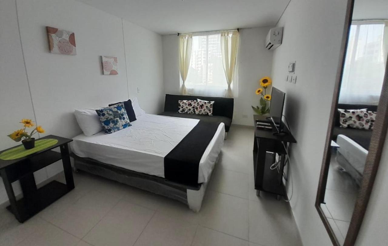 En El Rodadero Con Piscina Y Jacuzzi Apartamento *