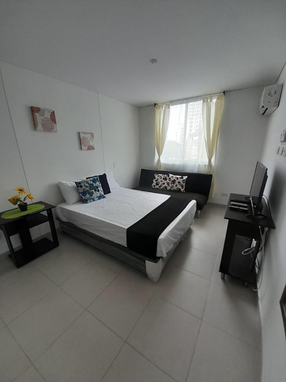 Apartamento En El Rodadero Con Piscina Y Jacuzzi Santa Marta (Magdalena)