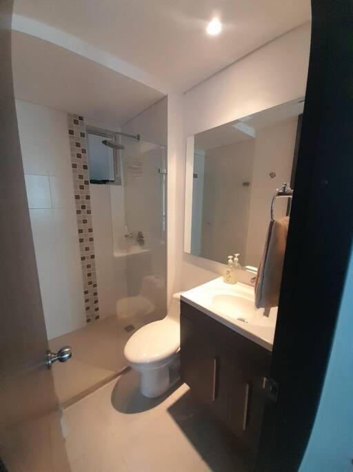 En El Rodadero Con Piscina Y Jacuzzi Apartamento